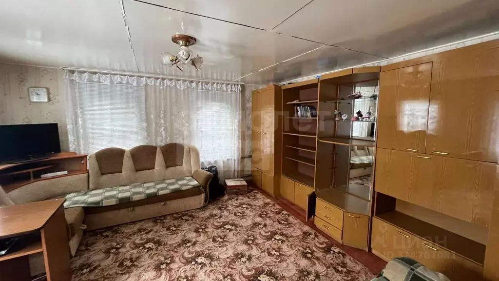 Дом в Оренбургская область, пос. Саракташ ул. Гущина (46 м) - Фото 0