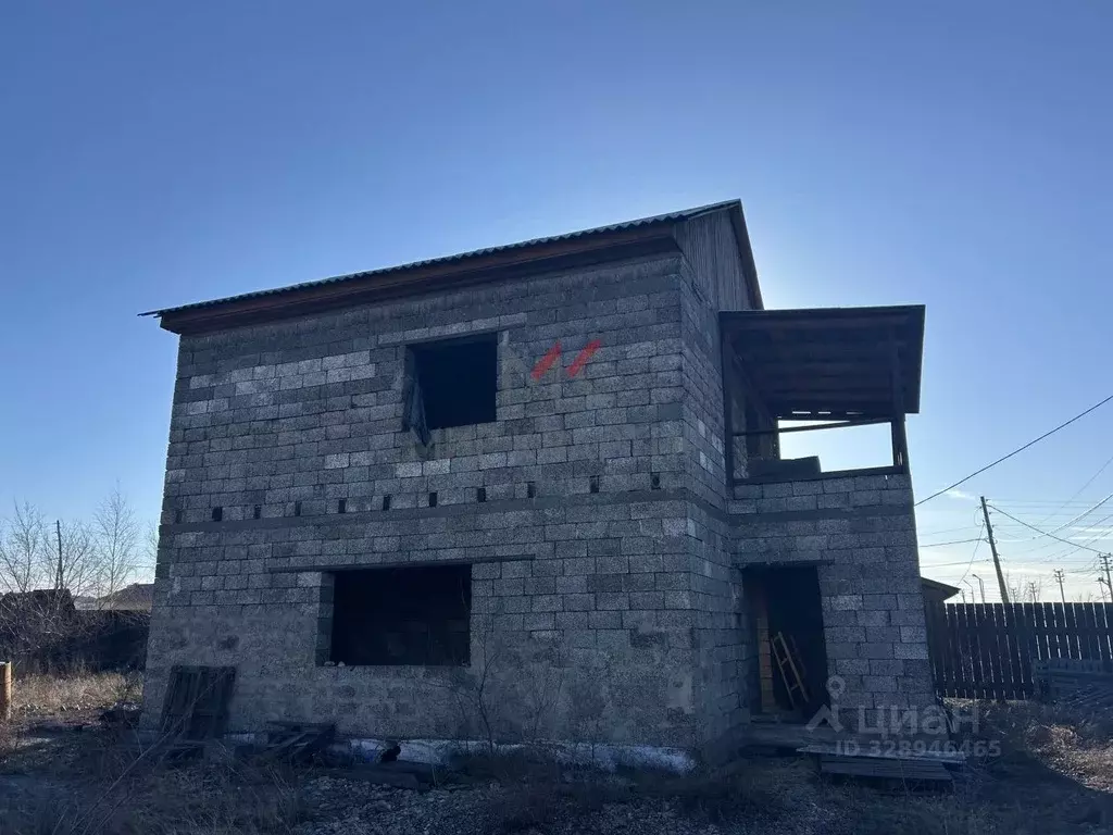 Дом в Тыва, Кызыл ул. Бурзекея Сата (95 м) - Фото 1