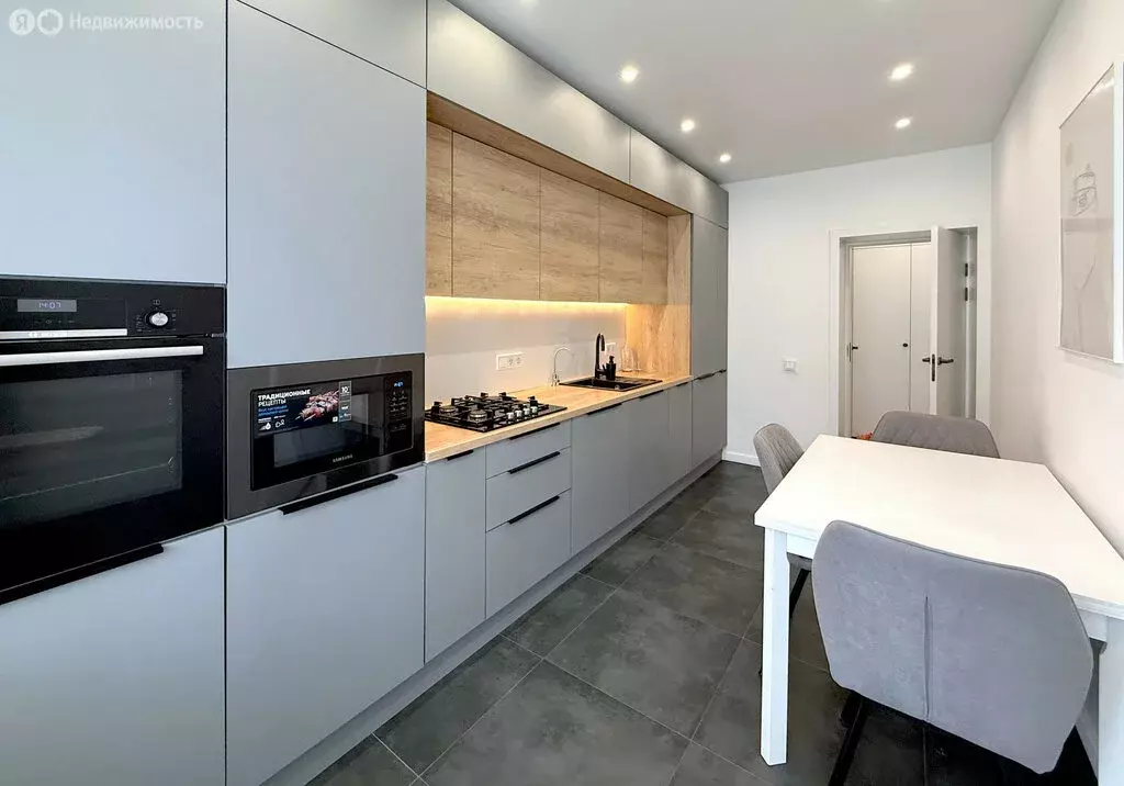1-комнатная квартира: Калининград, улица Старшины Дадаева, 71 (40.5 м) - Фото 1