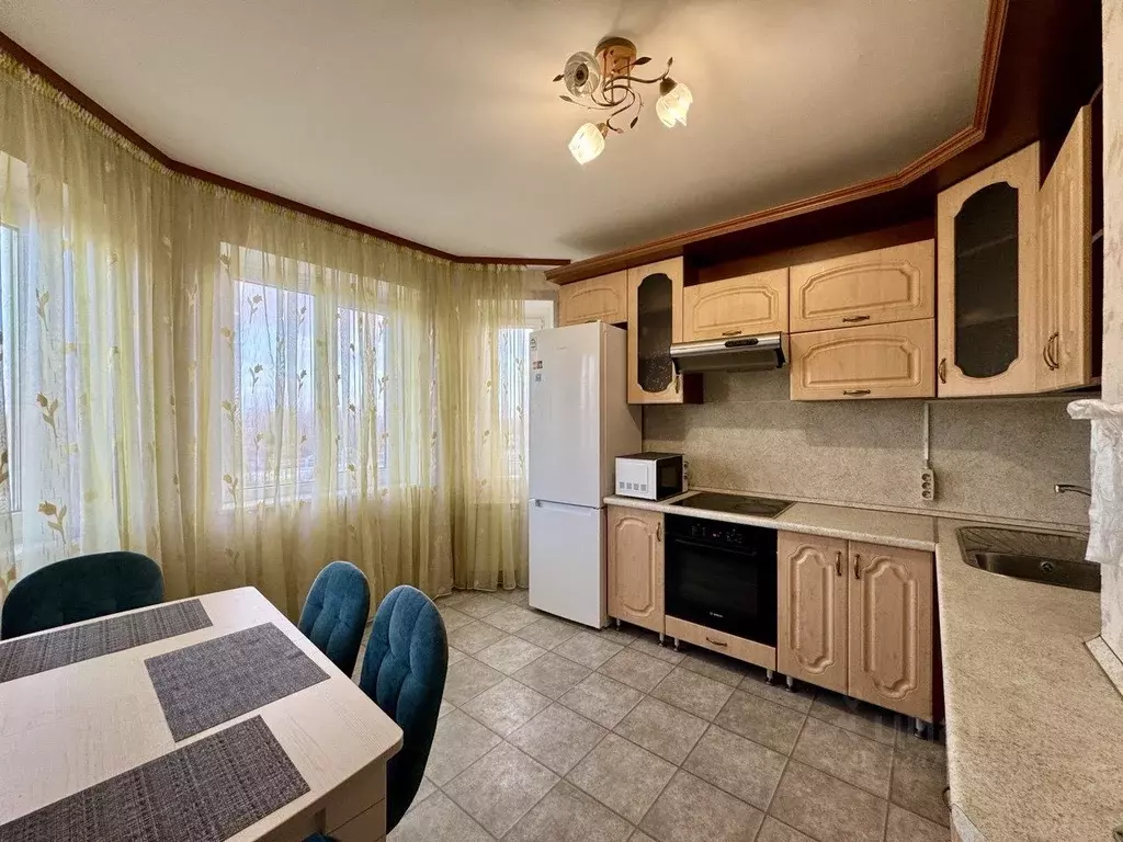 2-к кв. Курская область, Курск просп. Победы, 24 (56.0 м) - Фото 1