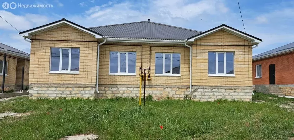 Дом в Михайловск, улица Ишкова (100 м) - Фото 0