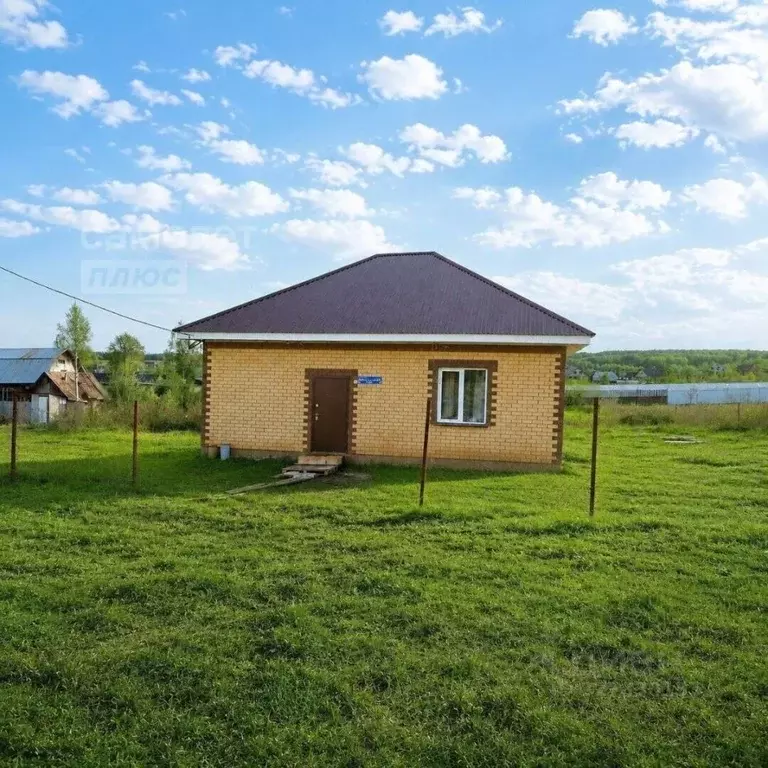 Дом в Башкортостан, Чишминский район, д. Арово Почтовая ул., 17 (67 м) - Фото 1