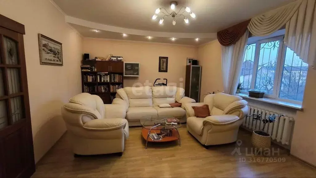 Дом в Липецкая область, Липецк Пионерская ул., 6 (245 м) - Фото 1