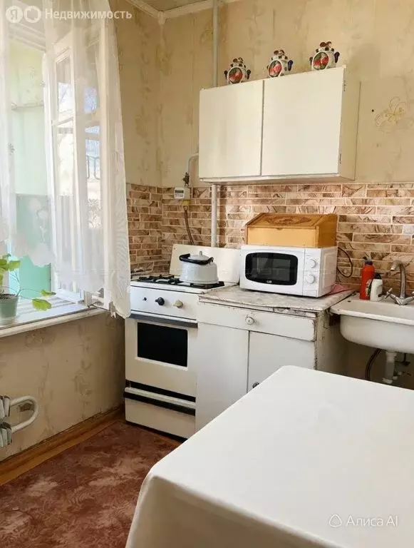 1-комнатная квартира: Казань, улица Сафиуллина, 18 (32.4 м) - Фото 1