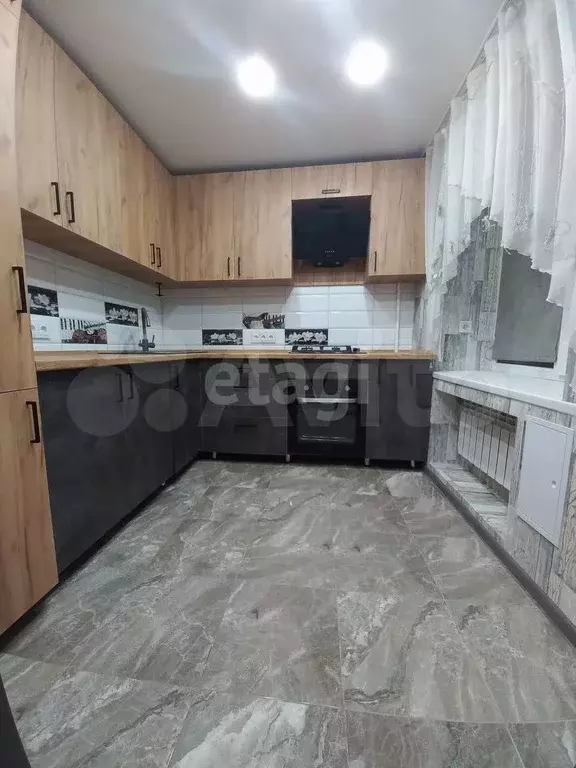 3-к. квартира, 58 м, 4/5 эт. - Фото 1
