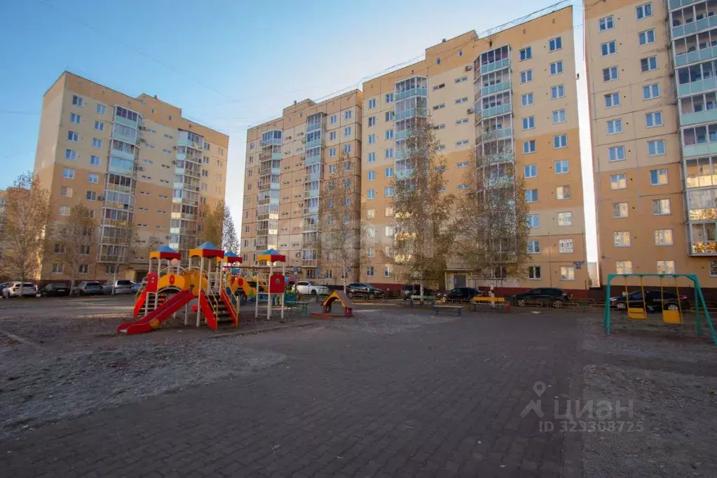 2-к кв. Кемеровская область, Новокузнецк ул. Звездова, 58 (55.8 м) - Фото 1