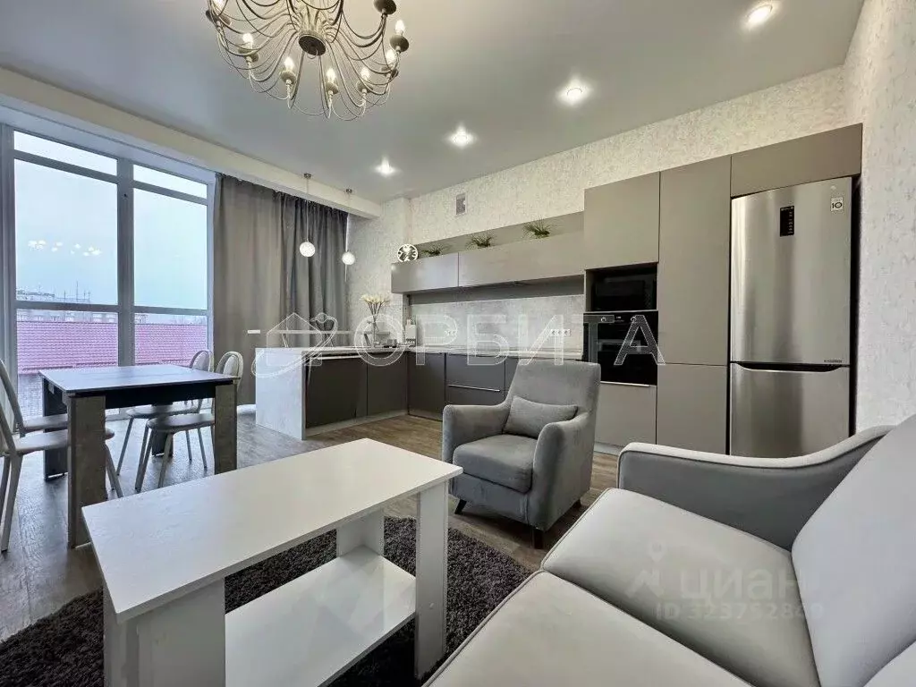 1-к кв. Тюменская область, Тюмень ул. Короленко, 12 (81.1 м) - Фото 2