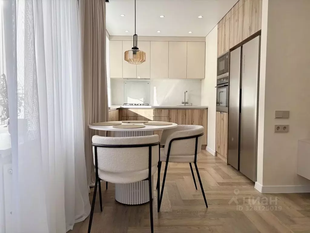 3-к кв. Санкт-Петербург Большеохтинский просп., 14 (81.6 м) - Фото 1