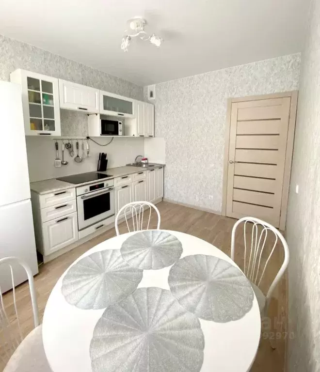 1-к кв. Новосибирская область, Новосибирск ул. Титова, 257 (36.0 м) - Фото 0