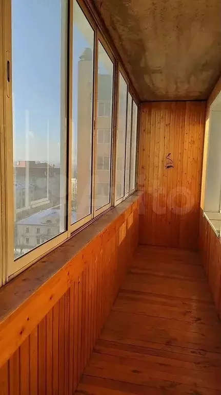 1-к. квартира, 52 м, 8/10 эт. - Фото 1