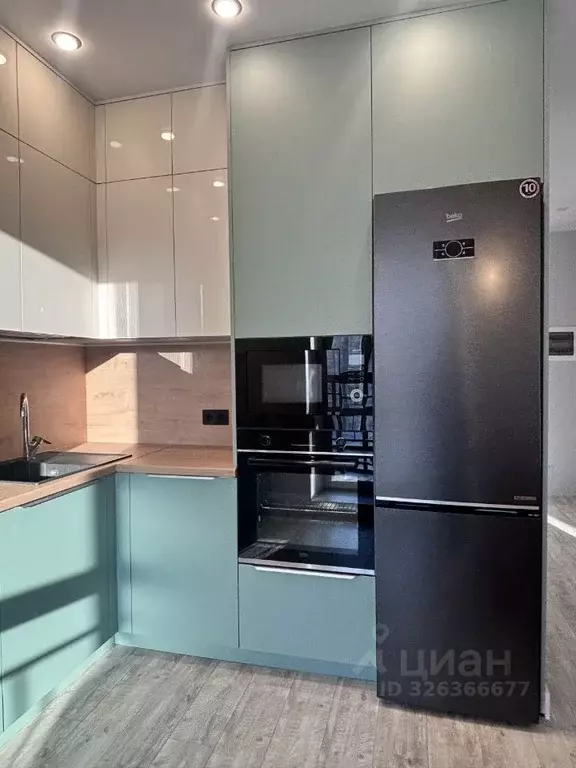 2-к кв. Омская область, Омск ул. Красный Путь, 105В (62.1 м) - Фото 1