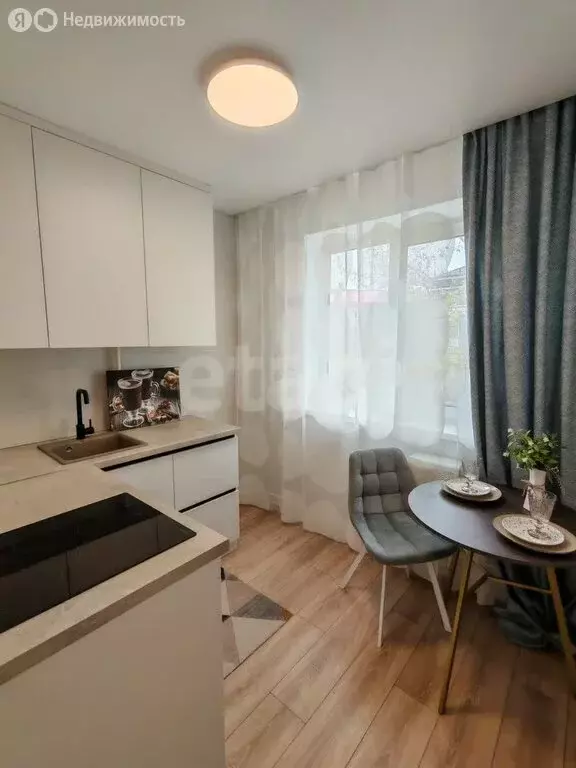 2-комнатная квартира: Тюмень, улица Республики, 182 (46.9 м) - Фото 0