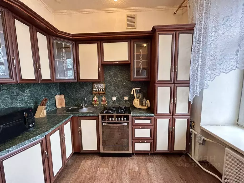 3-к кв. Владимирская область, Владимир ул. Куйбышева, 66 (64.4 м) - Фото 0