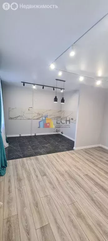 3-комнатная квартира: Тула, улица Максима Горького, 20 (64.2 м) - Фото 2