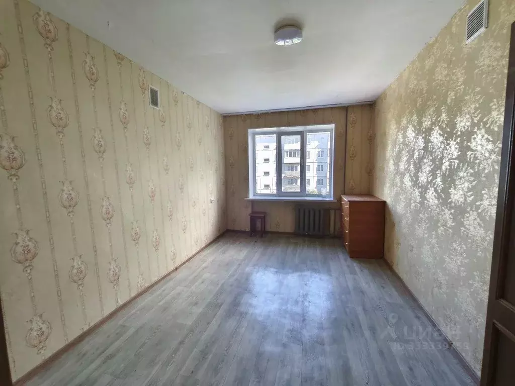 Комната Псковская область, Псков ул. Киселева, 8 (16.0 м) - Фото 1