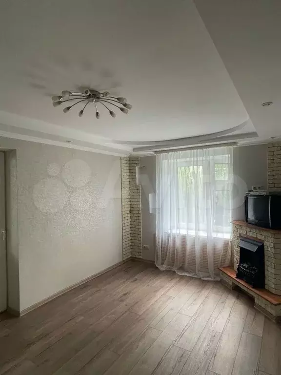 2-к. квартира, 52 м, 1/9 эт. - Фото 1