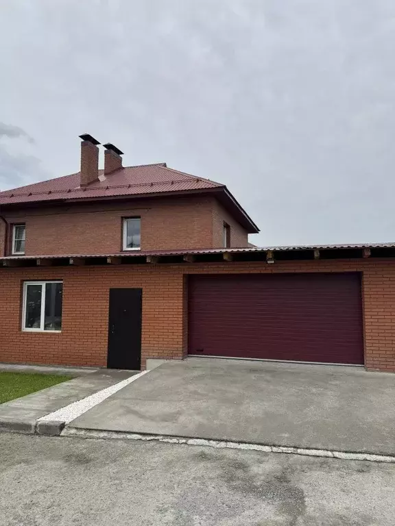 Таунхаус в Новосибирская область, Новосибирск Высокогорная ул. (240 м) - Фото 1