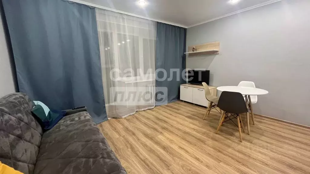 Студия Тюменская область, Тюмень ул. Станционная, 26Бк1 (28.1 м) - Фото 1