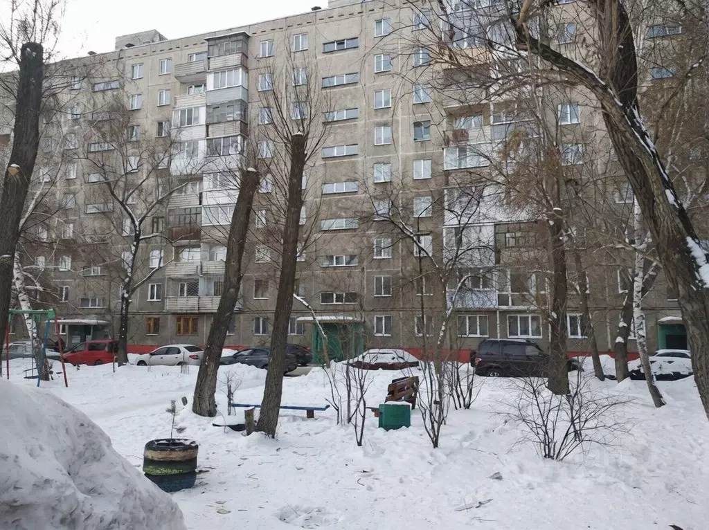 2-к кв. Омская область, Омск ул. Калинина, 13 (43.9 м) - Фото 1