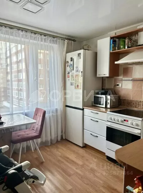 2-к кв. Тюменская область, Тюмень ул. Салтыкова-Щедрина, 59 (54.0 м) - Фото 2