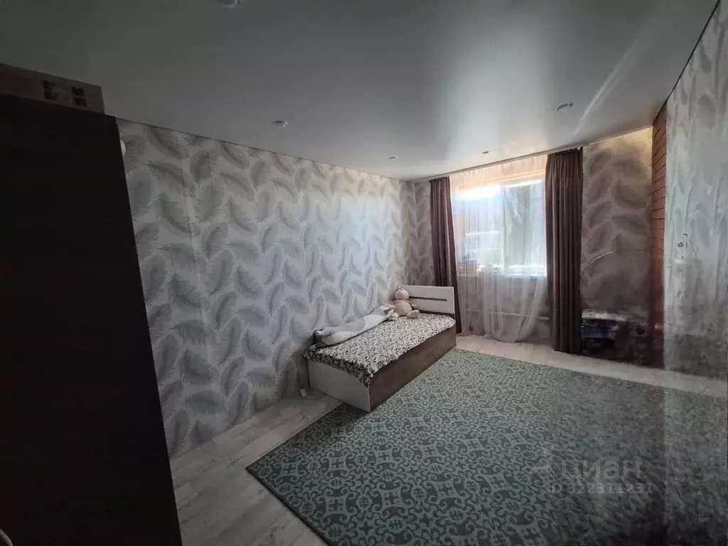 Дом в Астраханская область, Харабали ул. Баймаша Мендагазиева, 58 (102 ... - Фото 2