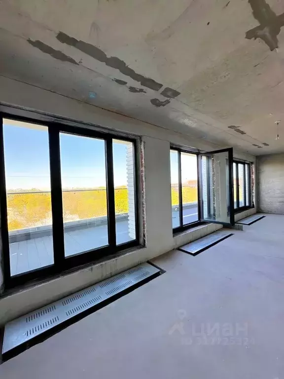 3-к кв. Санкт-Петербург Петровский просп., 28к1 (152.2 м) - Фото 1