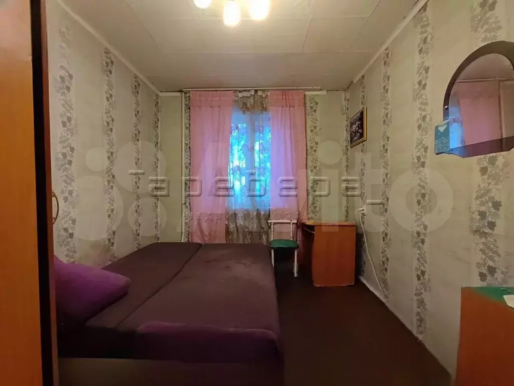 Комната 12 м в 1-к., 2/10 эт. - Фото 0