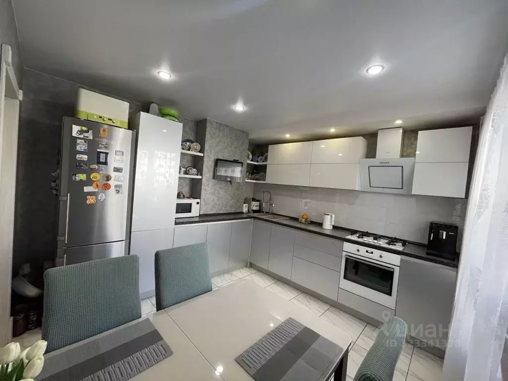 4-к кв. Саратовская область, Саратов ул. Имени И.С. Левина, 9 (123.0 ... - Фото 1