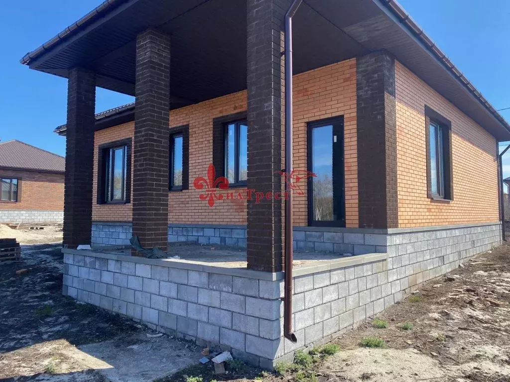 Дом в Белгородская область, Строитель Яковлевский городской округ, ул. ... - Фото 0