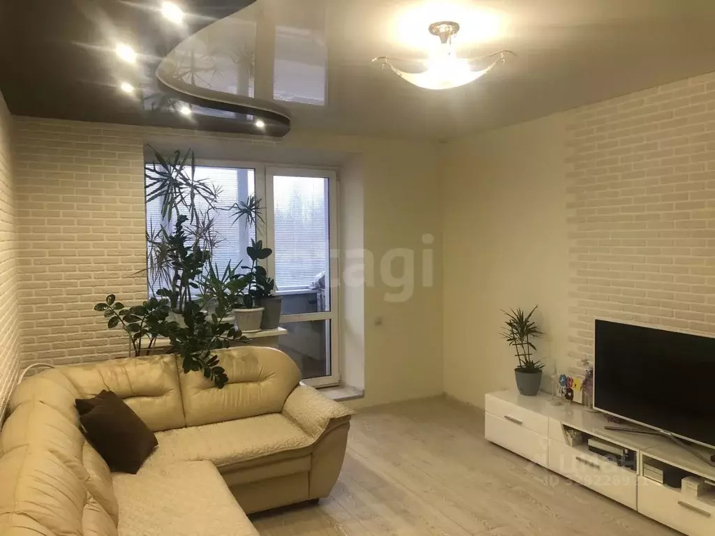 3-к кв. Коми, Сыктывкар ул. Серова, 46 (82.5 м) - Фото 1