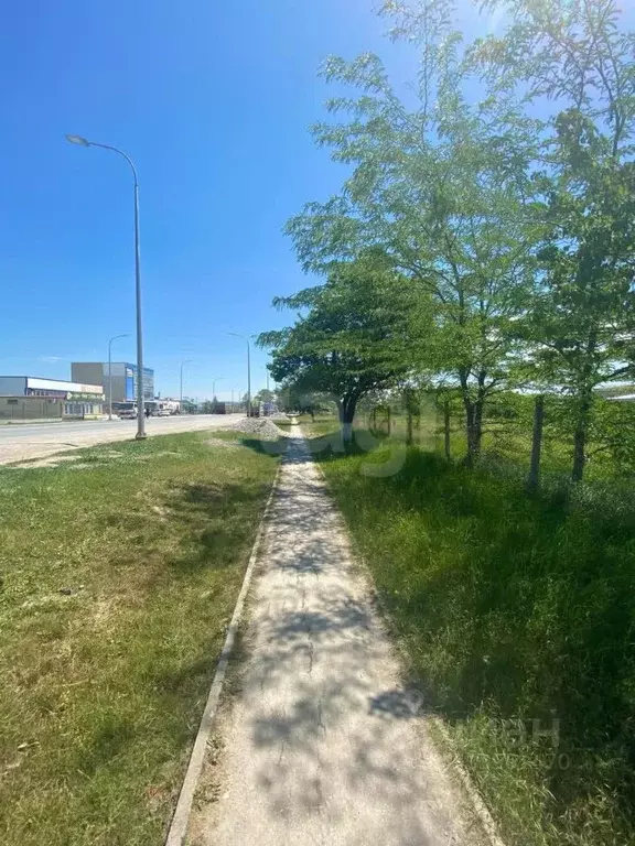 Участок в Крым, Белогорск ул. Ат-чапар (18.2 сот.) - Фото 2