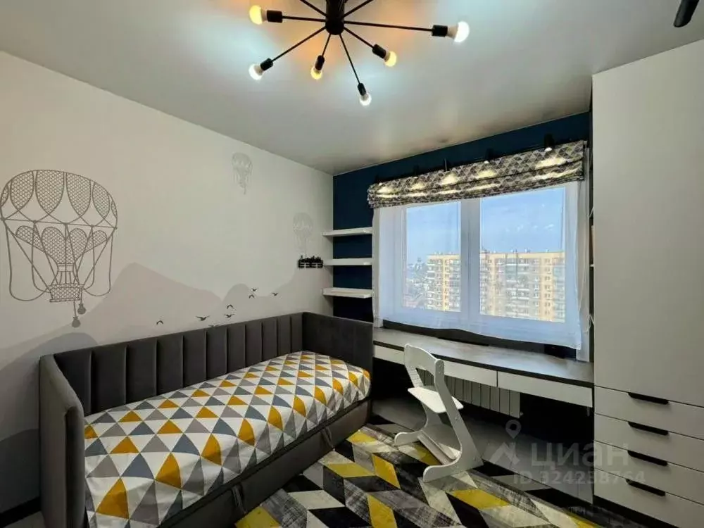 3-к кв. Иркутская область, Иркутск ул. Трилиссера, 8/3 (70.0 м) - Фото 2