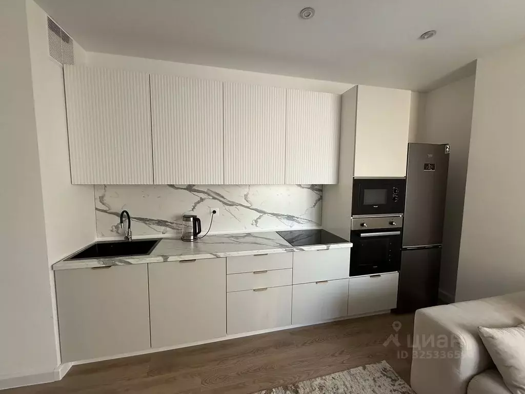 3-к кв. Москва Очаковское ш., 5к3 (73.0 м) - Фото 1