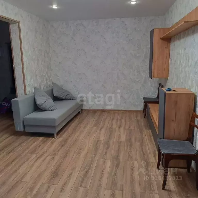 2-к кв. Удмуртия, Ижевск ул. 30 лет Победы, 49 (40.0 м) - Фото 1