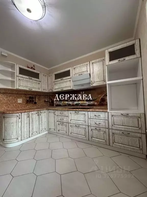 2-к кв. Белгородская область, Старый Оскол Дубрава мкр, 1 кв-л, 20 ... - Фото 1