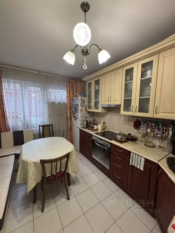 3-к кв. Санкт-Петербург Белградская ул., 54к1 (80.9 м) - Фото 0