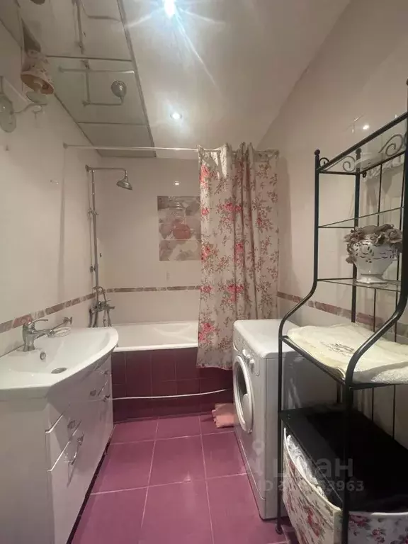 3-к кв. Москва ул. Маршала Бирюзова, 18 (68.1 м) - Фото 0
