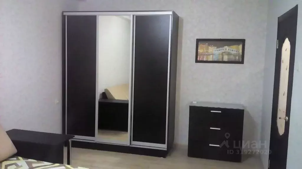 1-к кв. Крым, Симферополь ул. Кечкеметская, 93 (33.0 м) - Фото 0