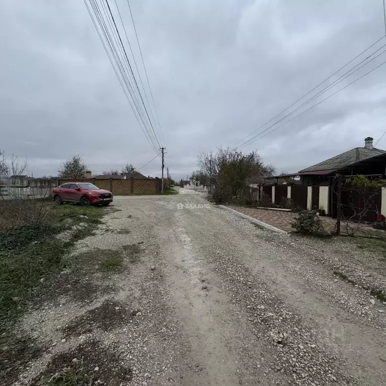 Участок в Крым, Ленинский район, с. Войково ул. Колхозная (12.0 сот.) - Фото 1