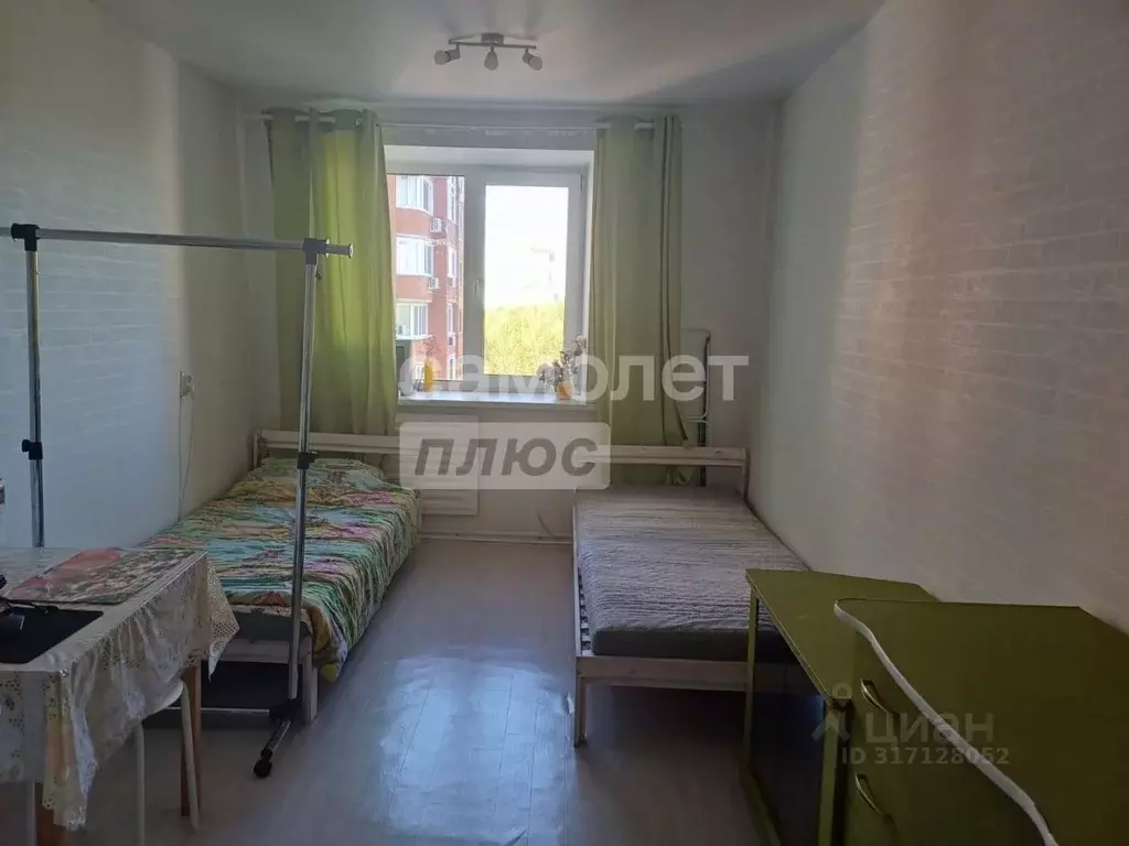 Комната Башкортостан, Уфа ул. Генерала Горбатова, 7/5 (13.7 м) - Фото 1