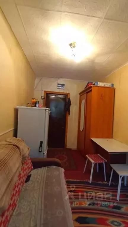 Комната Омская область, Омск просп. Космический, 29 (9.4 м) - Фото 2