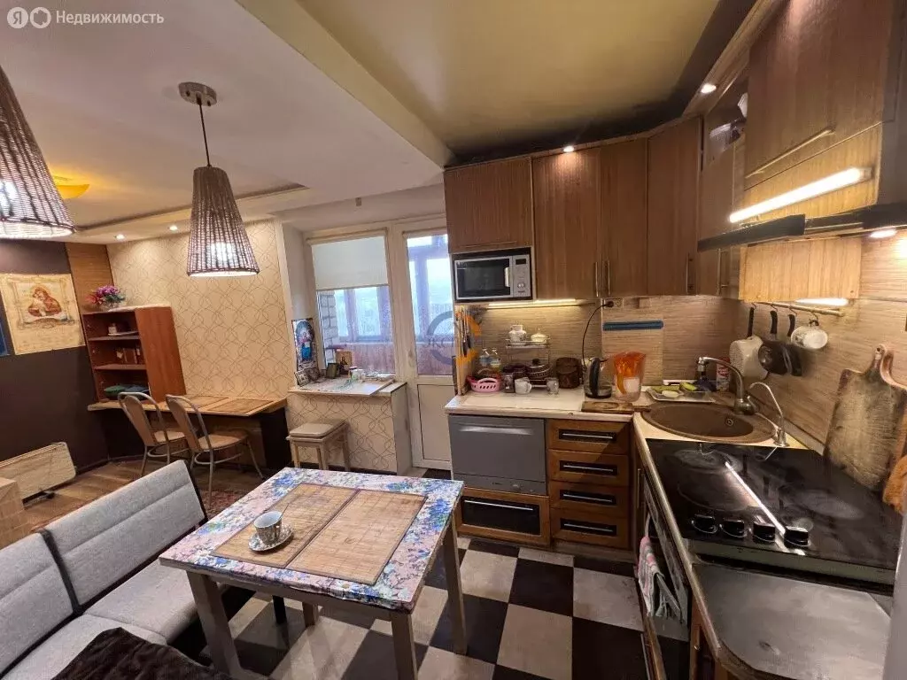 2-комнатная квартира: Великий Новгород, Завокзальный район, улица ... - Фото 1