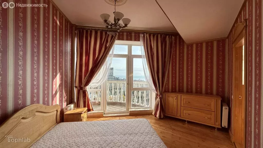 2-комнатная квартира: Ялта, Загородная улица, 17В (59 м) - Фото 2