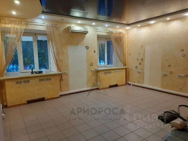Помещение свободного назначения в Волгоградская область, Волгоград ул. ... - Фото 1
