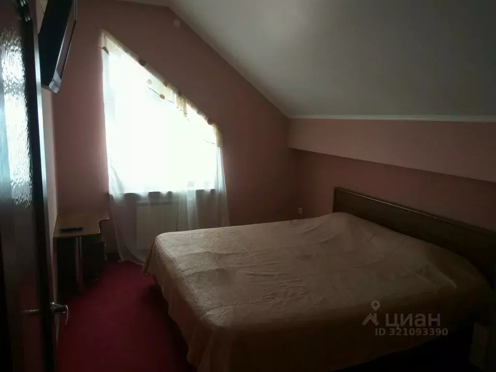Комната Краснодарский край, Краснодар Центральный мкр, ул. Чкалова, 62 ... - Фото 0