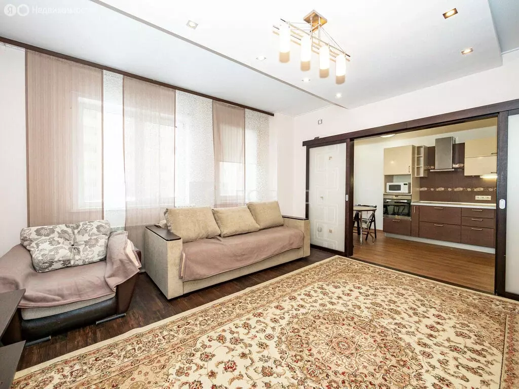 3-комнатная квартира: Новосибирск, улица Галущака, 17 (80.6 м) - Фото 1