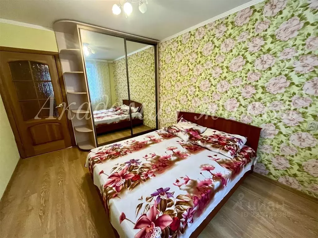 3-к кв. Башкортостан, Уфа ул. Набережная реки Уфы, 11/1 (65.0 м) - Фото 1