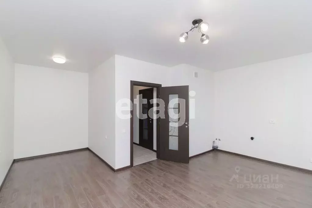 Студия Тюменская область, Тюмень ул. Дмитрия Менделеева, 2 (30.0 м) - Фото 2