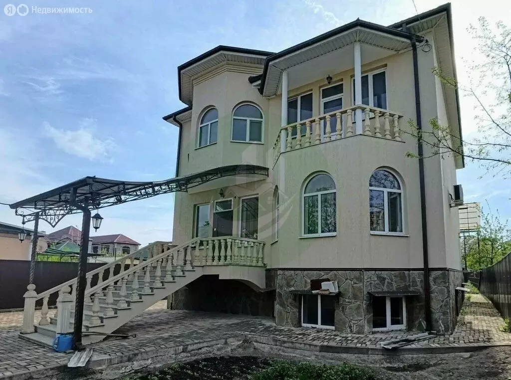 Дом в Ессентуки, улица Орджоникидзе (400 м) - Фото 1