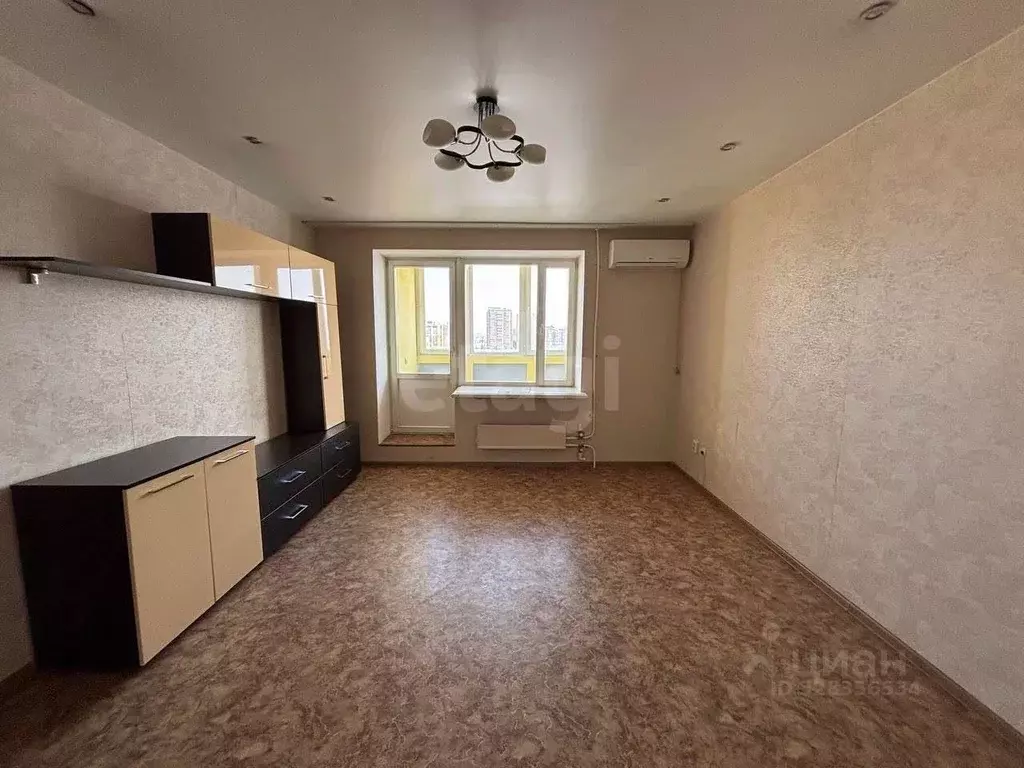 1-к кв. Татарстан, Казань Волочаевская ул., 8 (41.8 м) - Фото 1